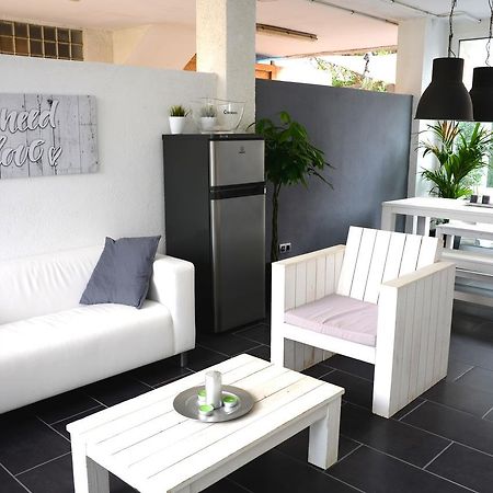 Beach House Castelldefels Zimmer foto
