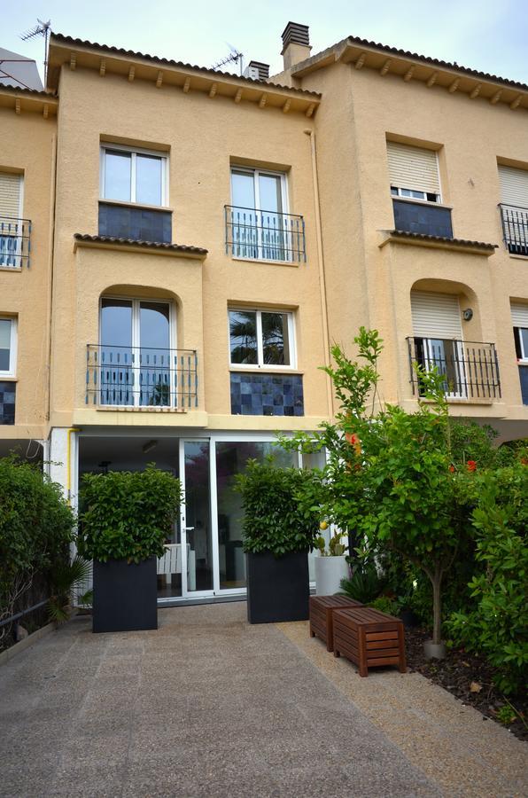 Beach House Castelldefels Exterior foto