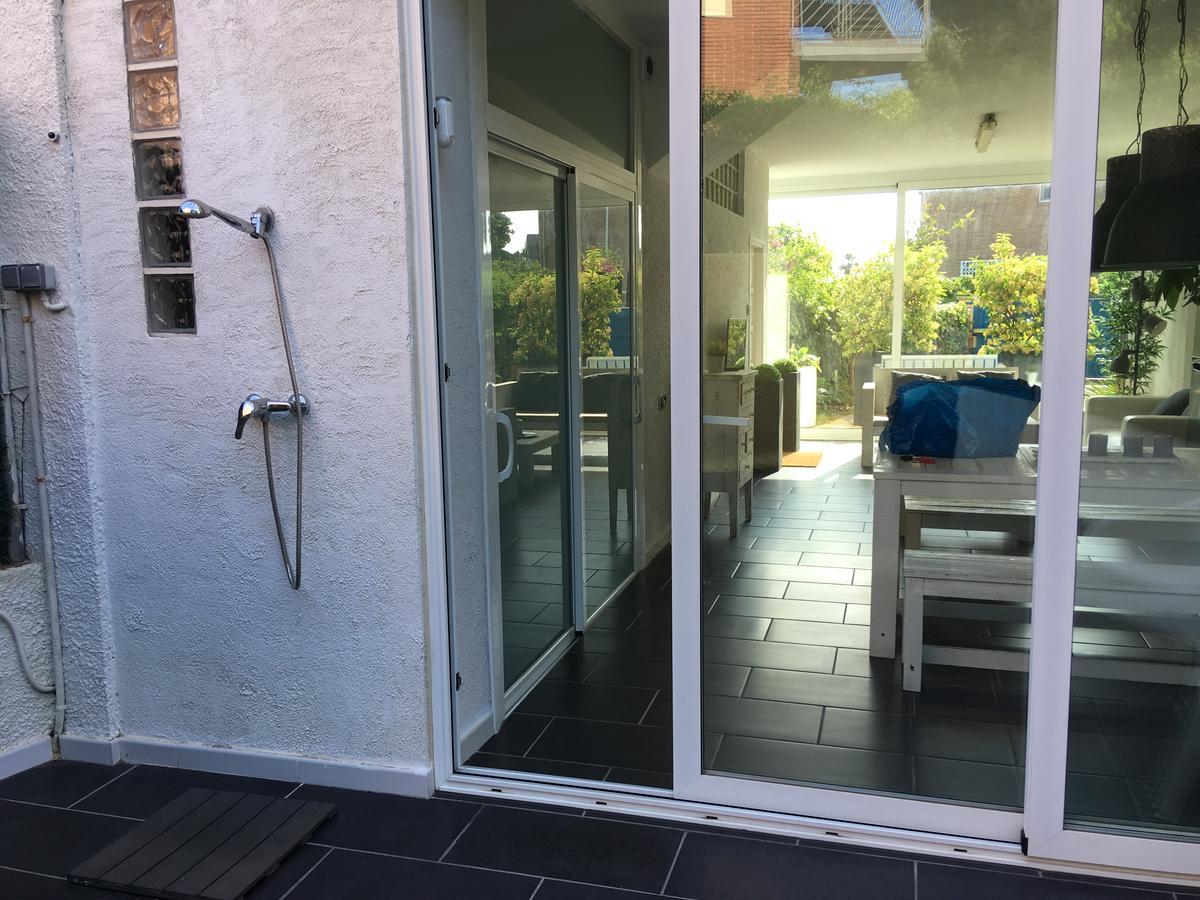 Beach House Castelldefels Exterior foto
